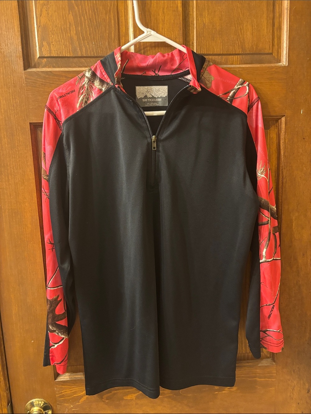 Red & Black Men's Quarter-Zip Performance Sweater